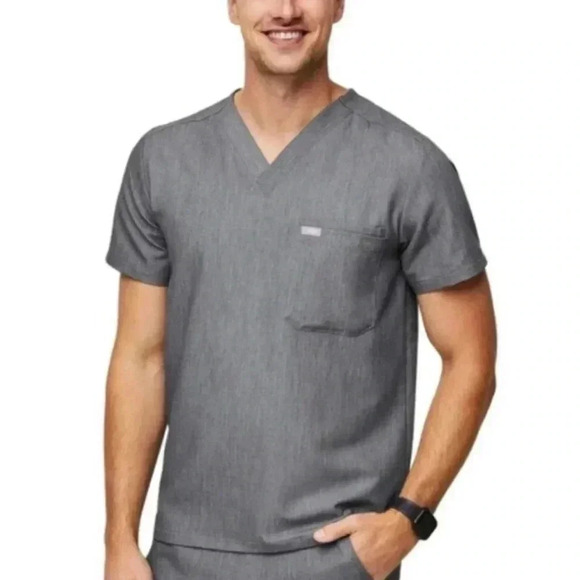 FIGS Men’s Graphite Gray Scrub Pullover Shirt Top 1 Pocket Large Short Sleeves - Picture 6 of 13